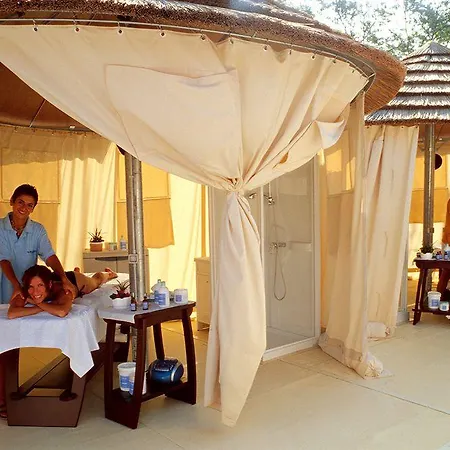 Serene 度假村 库特罗