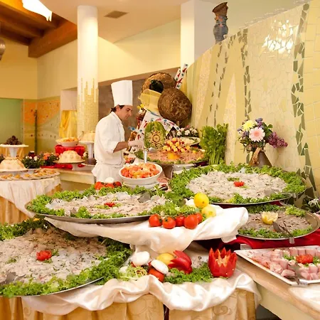Serenè Village 4*