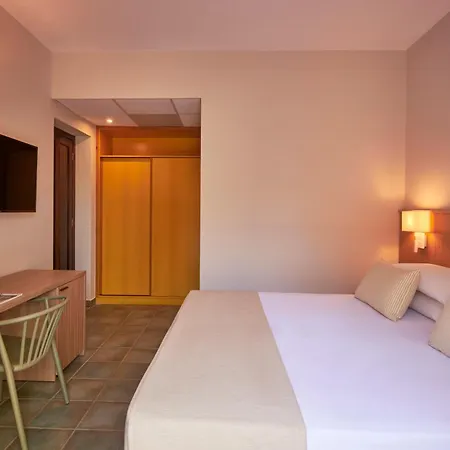 Serene 4* קוטרו