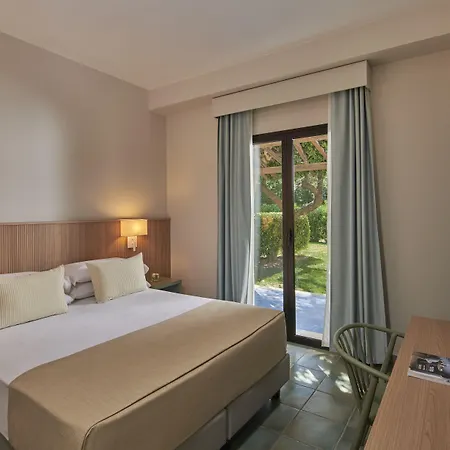אתר נופש Serene 4*