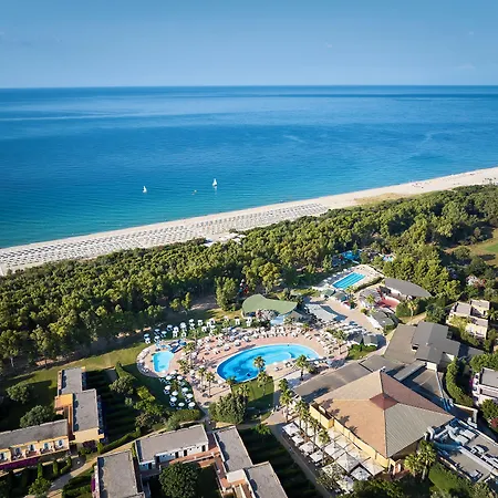 度假村 Serene 库特罗