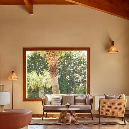 Serene אתר נופש 4*