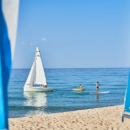 Serene אתר נופש קוטרו